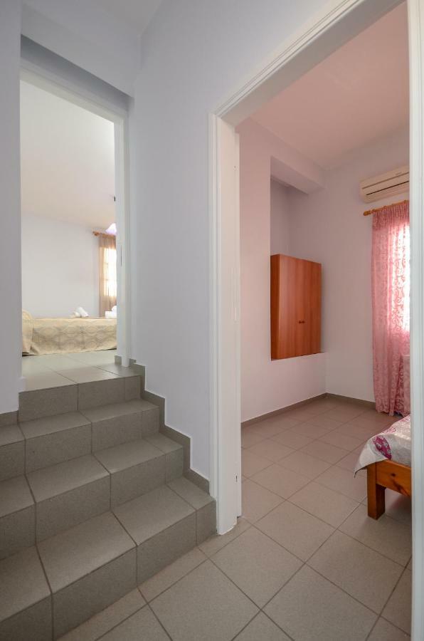 Appartement Naxos House à Naxos City Extérieur photo